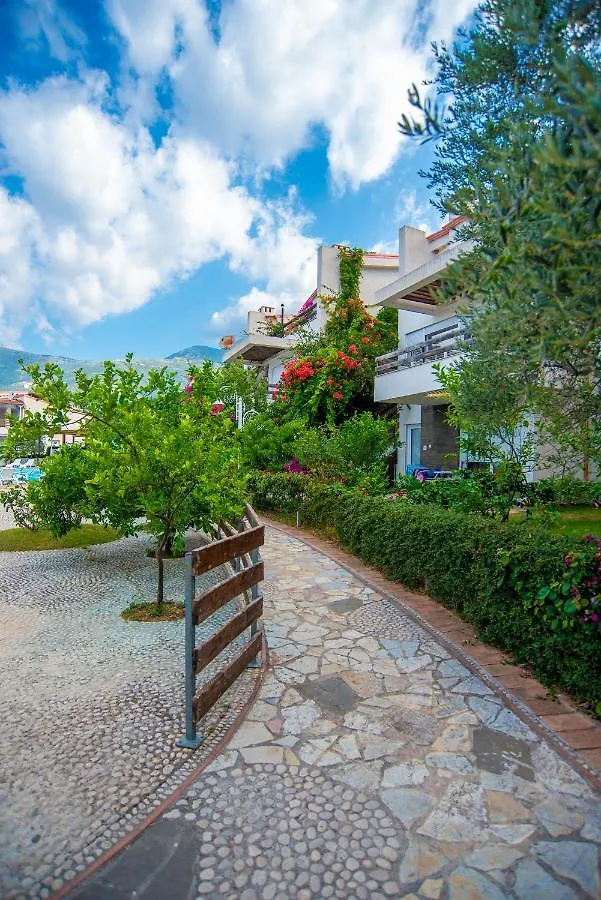 The Olive Terrace Apartments Palase 0*,